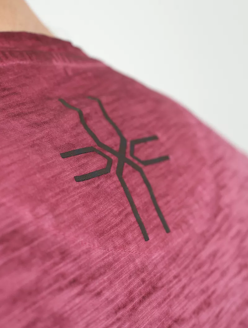 Tee shirt imprimé col v